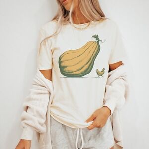 Giant Winter Squash and Hen Vintage Style Botanical Tee